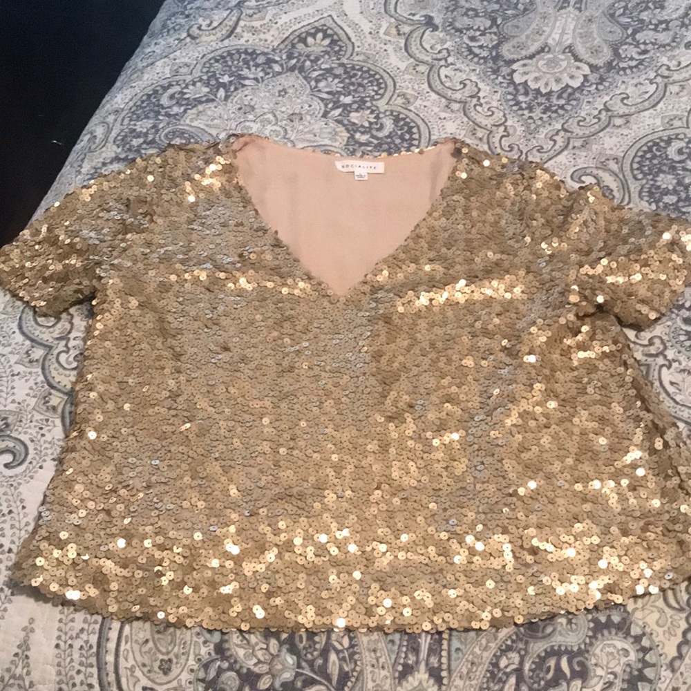 Gorgeous sequins top
